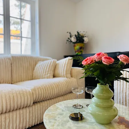 Charming With Terras Near The Де-Хаан